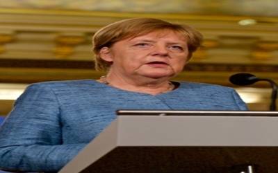 angela merkel 120181022101049_l